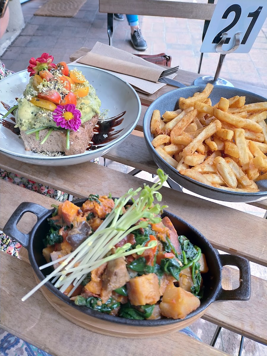The Harvest Door Cafe & Larder Kilmore-8