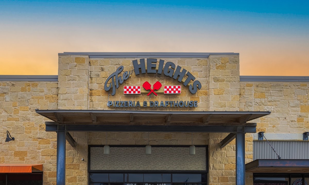 The Heights Pizzeria And Drafthouse