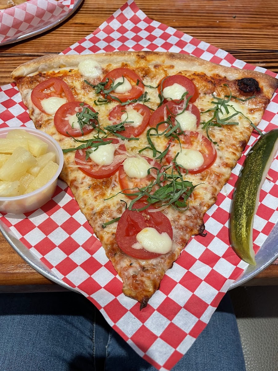 The Heights Pizzeria And Drafthouse-5