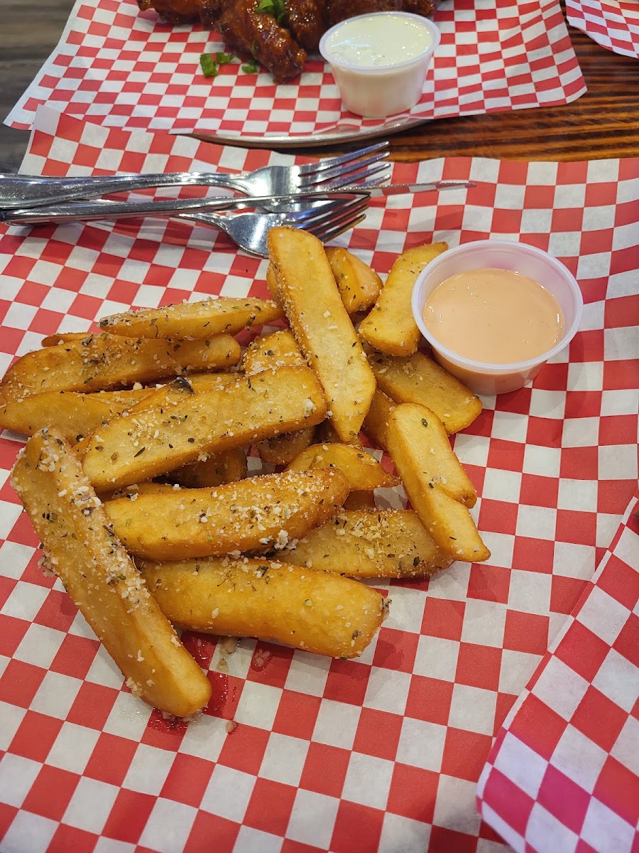The Heights Pizzeria And Drafthouse-8