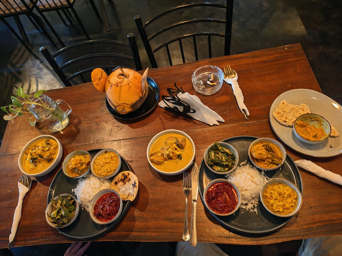 The Island Curry Hub Restaurant & Cafe-4
