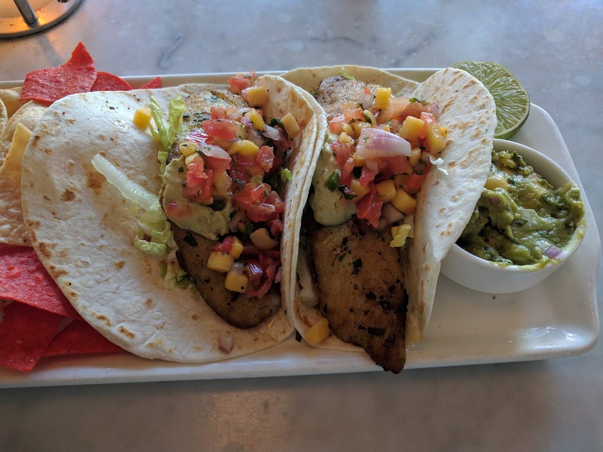 The Lake Chalet Seafood Bar & Grill-9