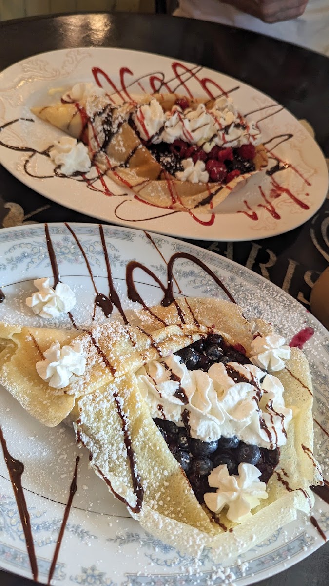 The Lazy Maid Crêperie-5