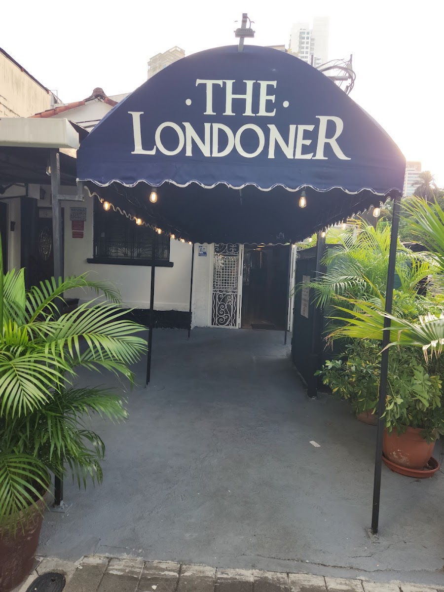 The Londoner Pub & Restaurant Panama