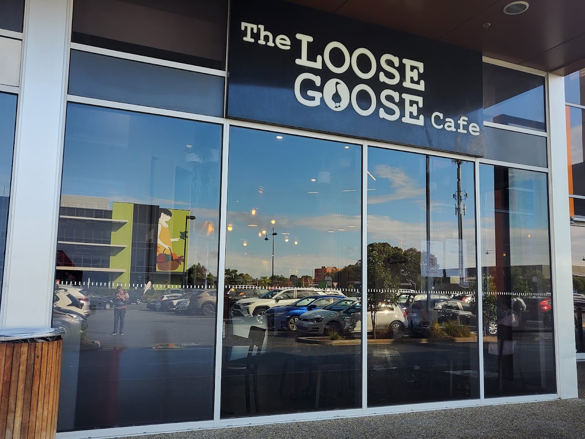 The Loose Goose Cafe