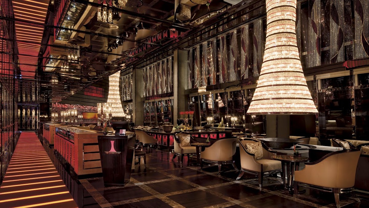 The Lounge & Bar | The Ritz-Carlton, Hong Kong