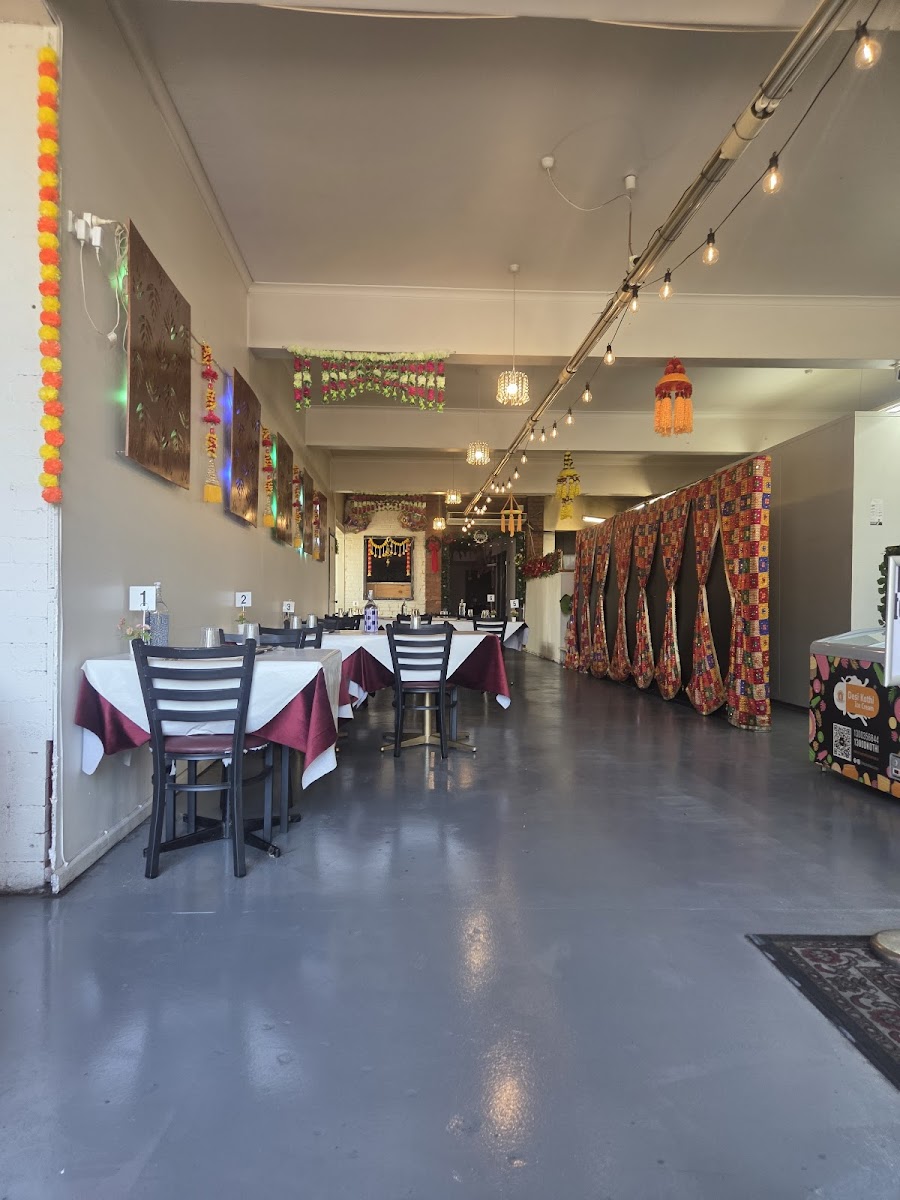 The Maharaja Palace Bairnsdale-3