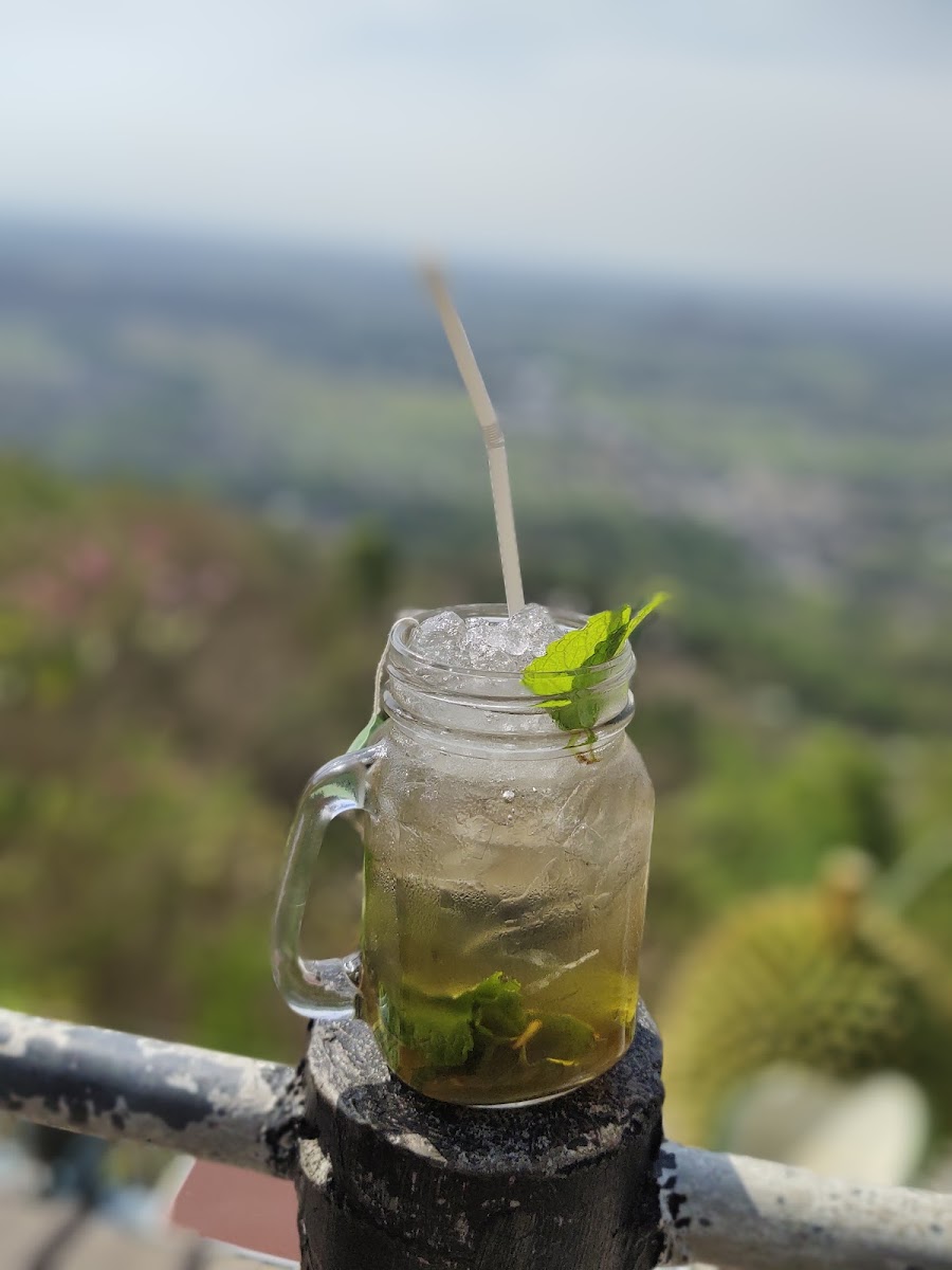 The Manglung View & Resto-6