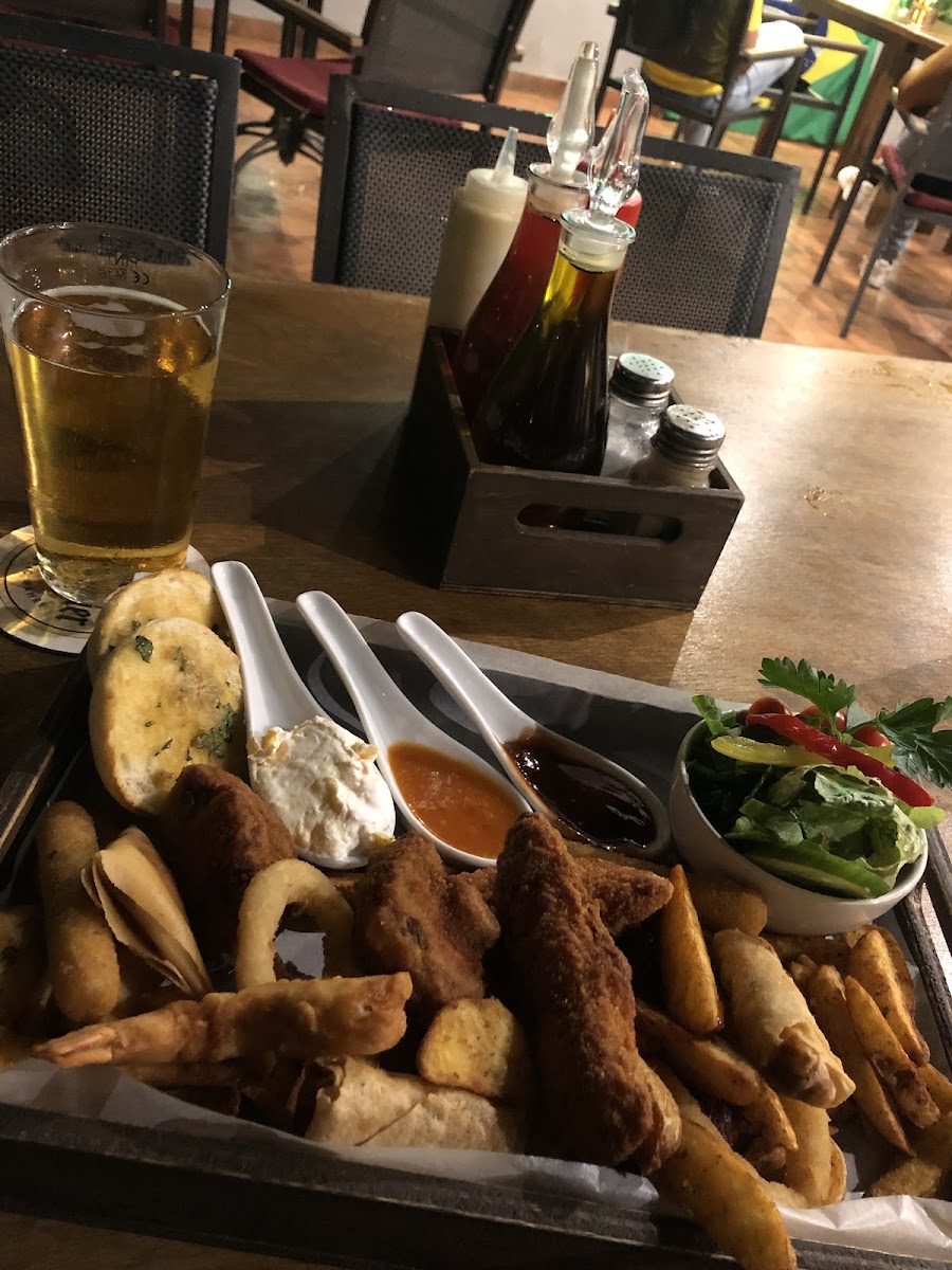 The New Horizon Gastropub & Sports-5