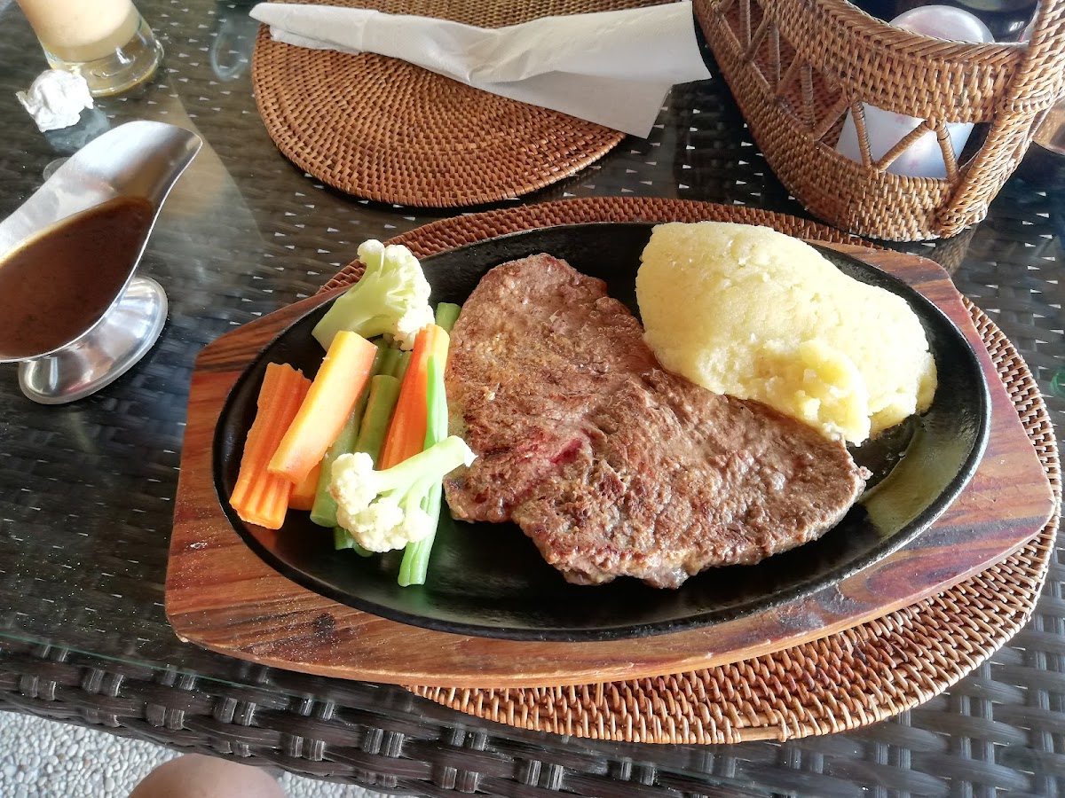 The Office Bar & Restaurant-7