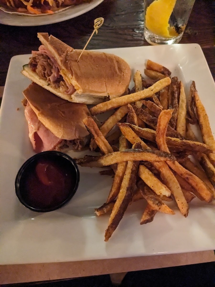The Public House-7