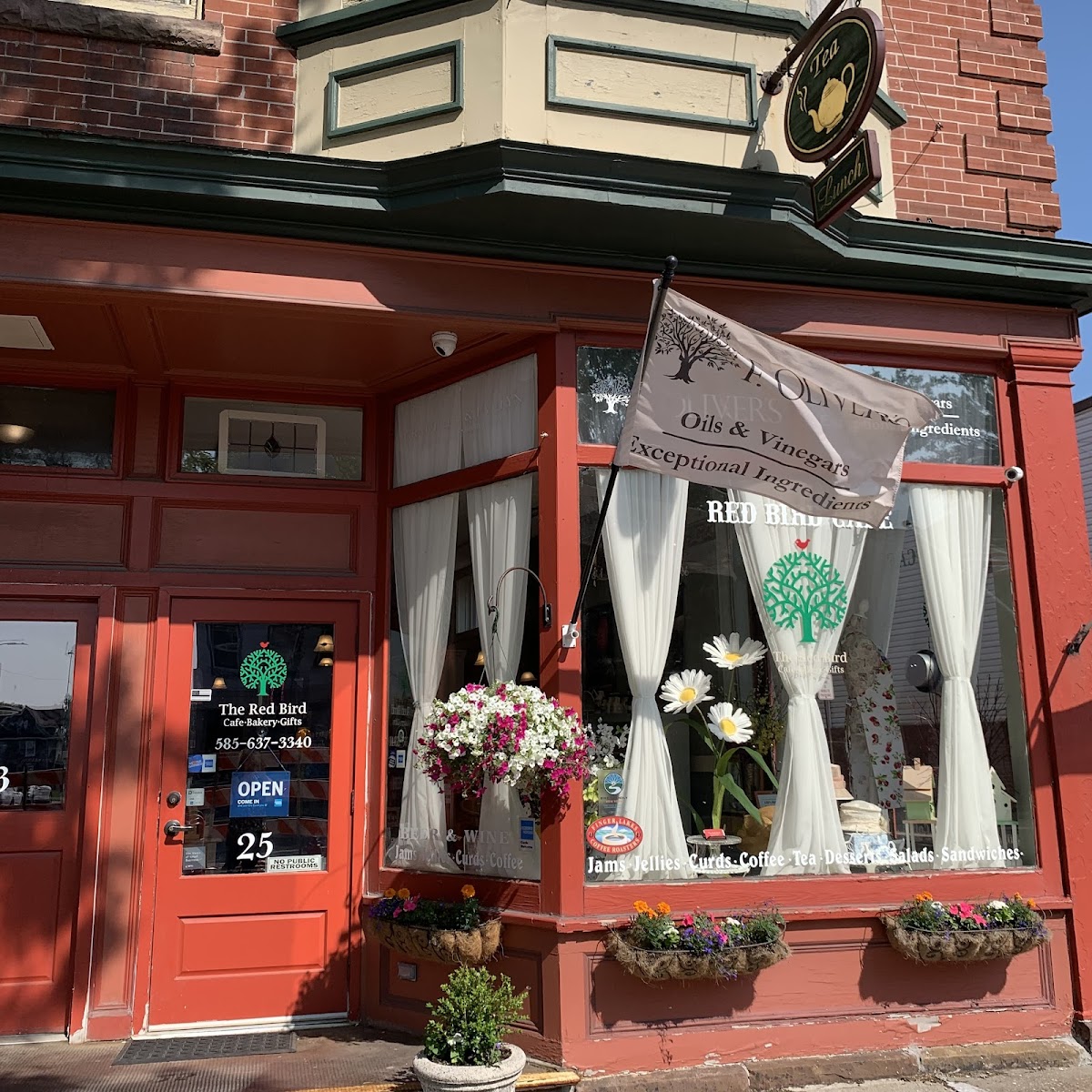 The Red Bird Cafe And Gift Shop