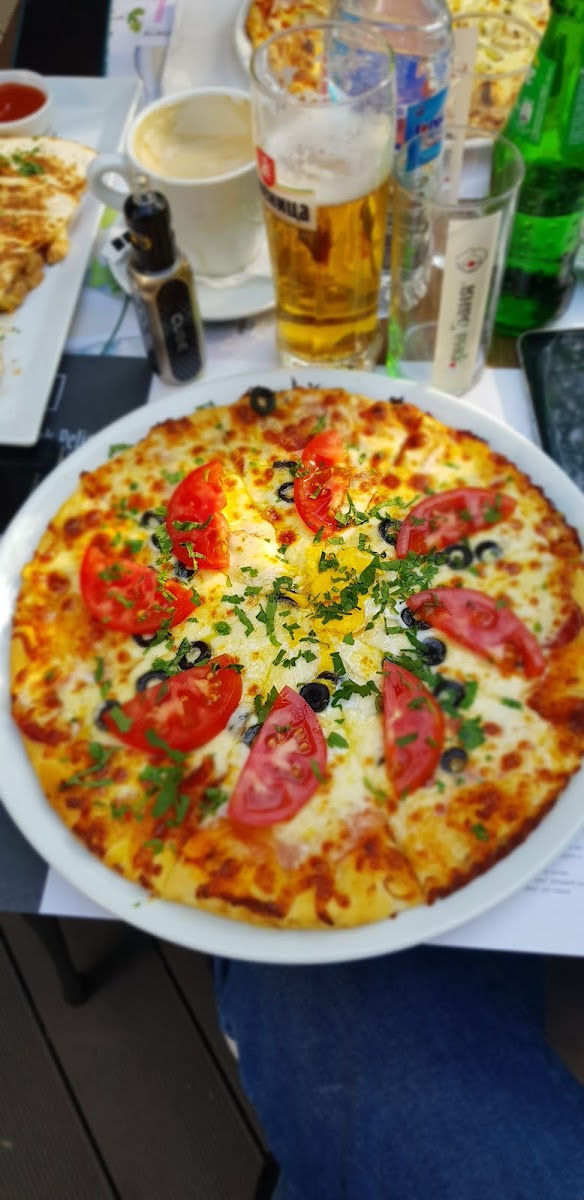 The Red One | Bar & Dinner & More...-6