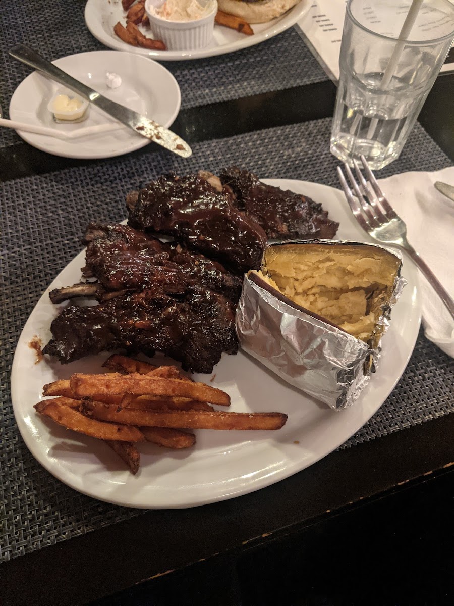 The Rib Kage Grill-9