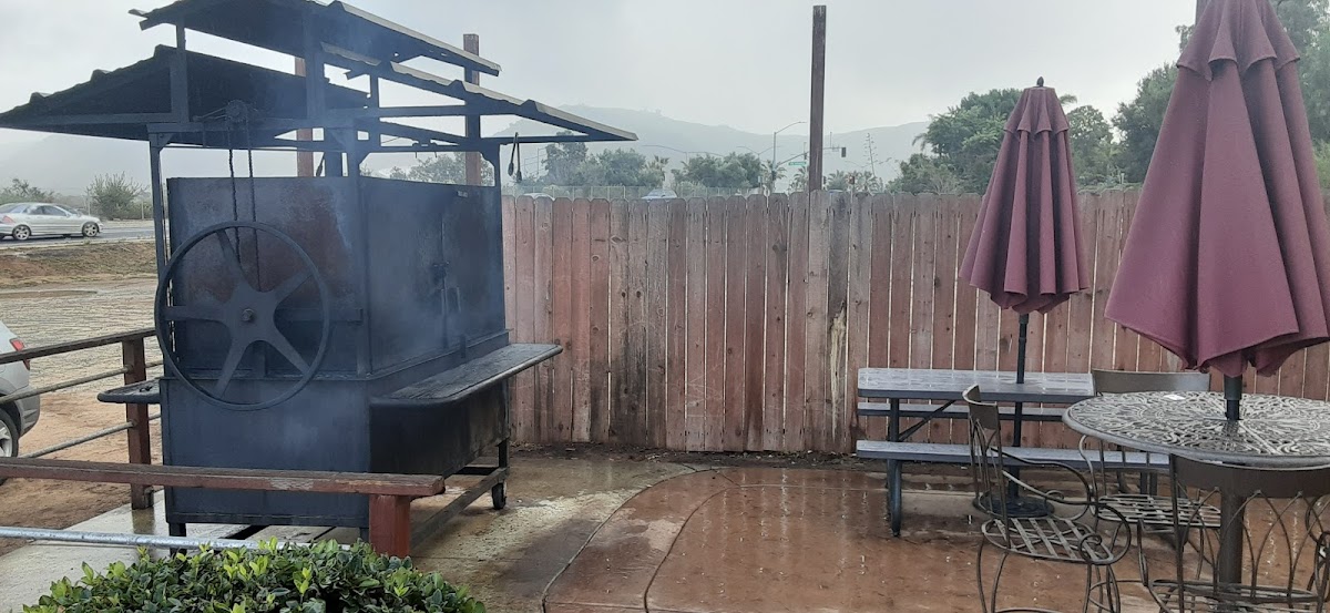 The Ribshack Que-3