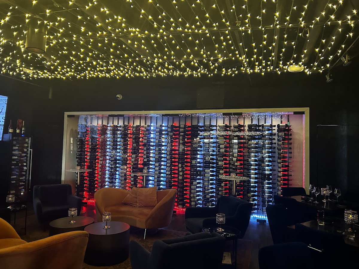 The Rouge Wine & Bourbon Bistro-4