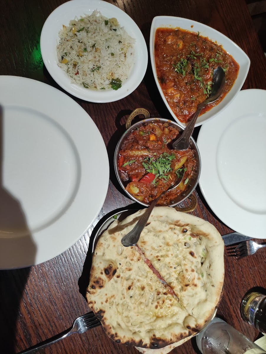 The Royal Oak Indian Cuisine-6
