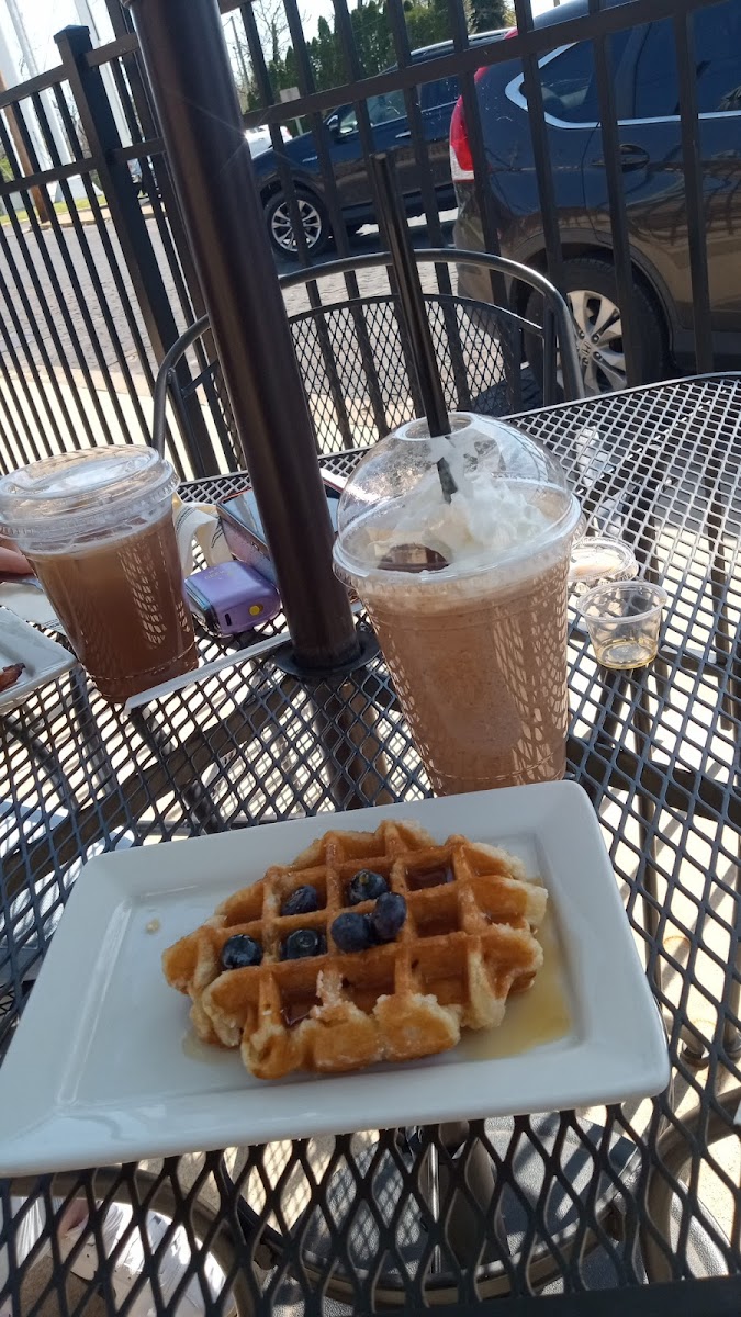 The Spot On Main Café And Coffee Roasters-4