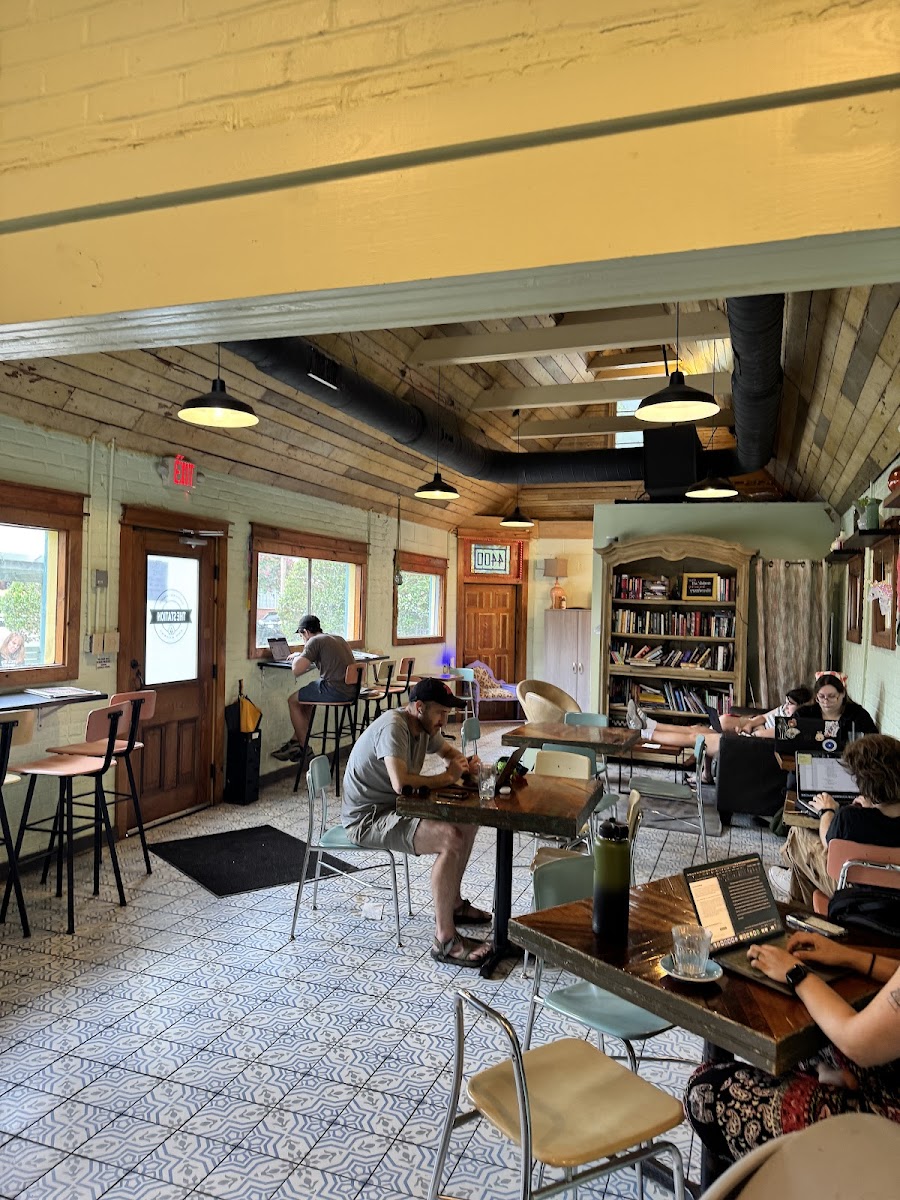 The Station Coffee Shop & Bakery