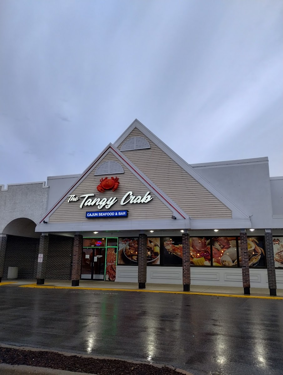 The Tangy Crab - Cajun Seafood & Bar-4