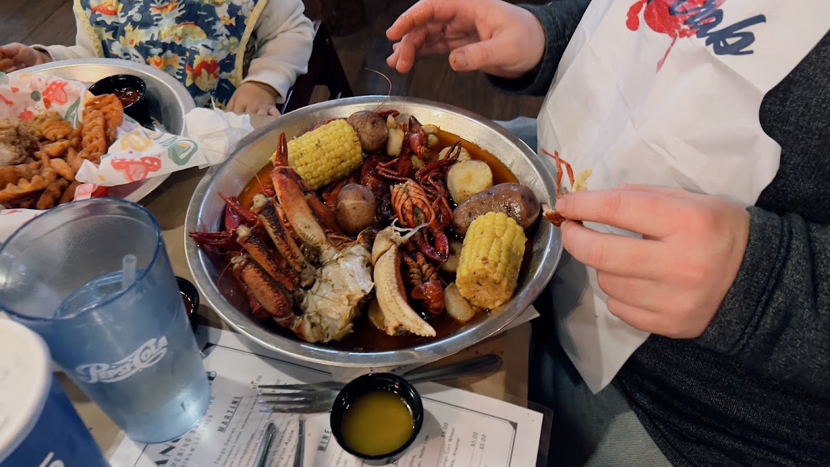 The Tangy Crab - Cajun Seafood & Bar-5