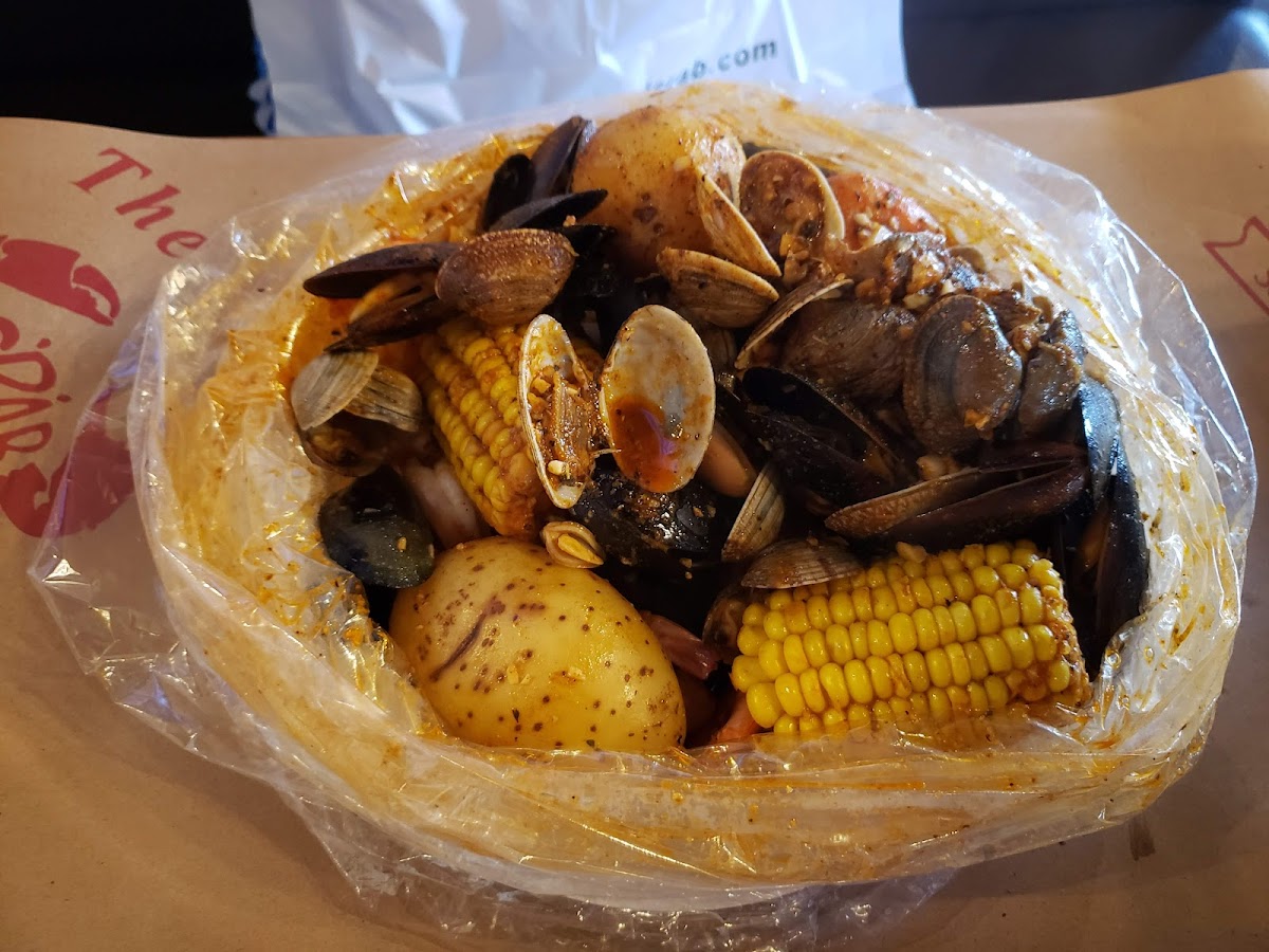 The Twisted Crab - Lynnhaven Mall-5