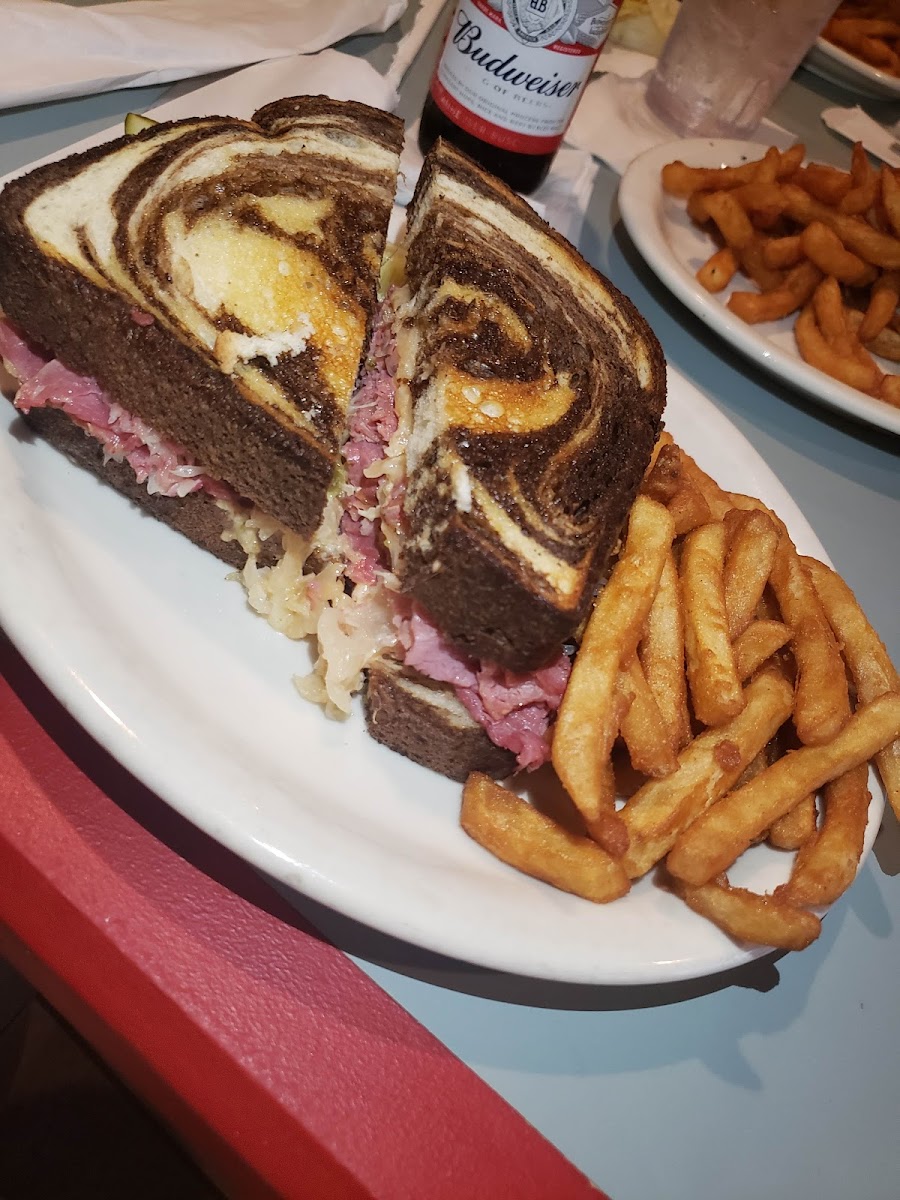 The Ugly Diner-7