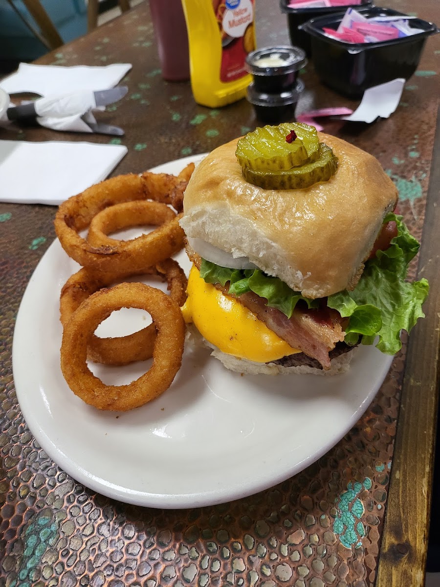 The Ugly Diner-8