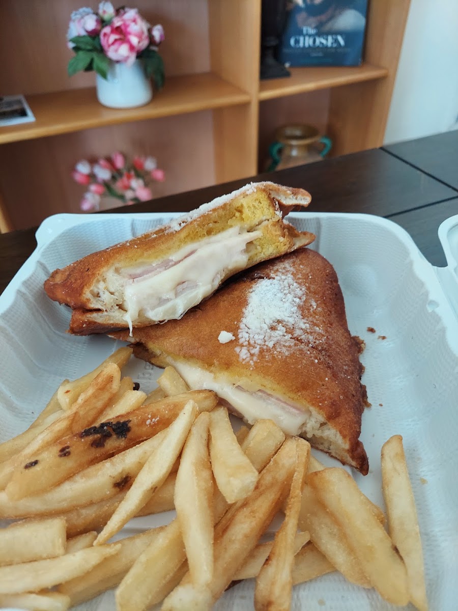 Theresa And Johnnys Cafe-8