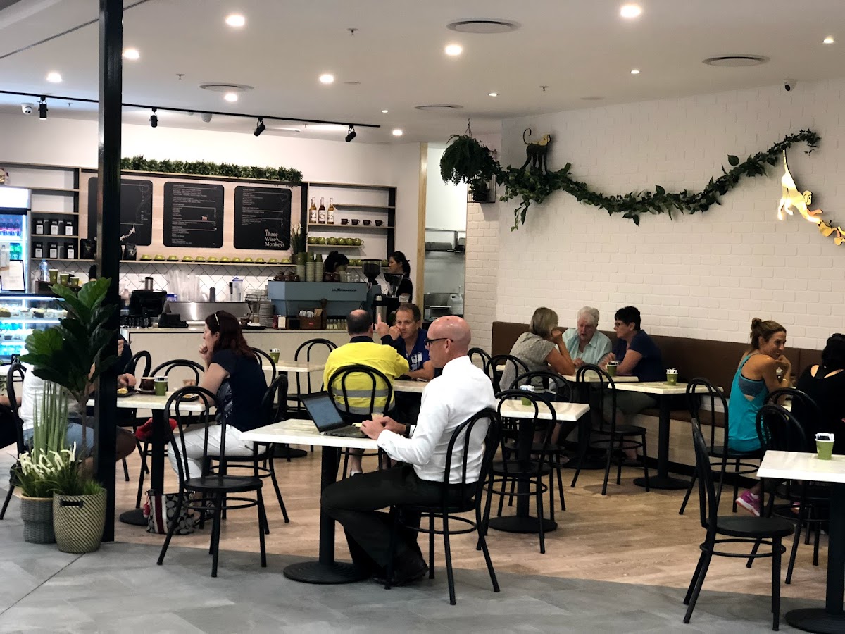 Three Wise Monkeys Cafe