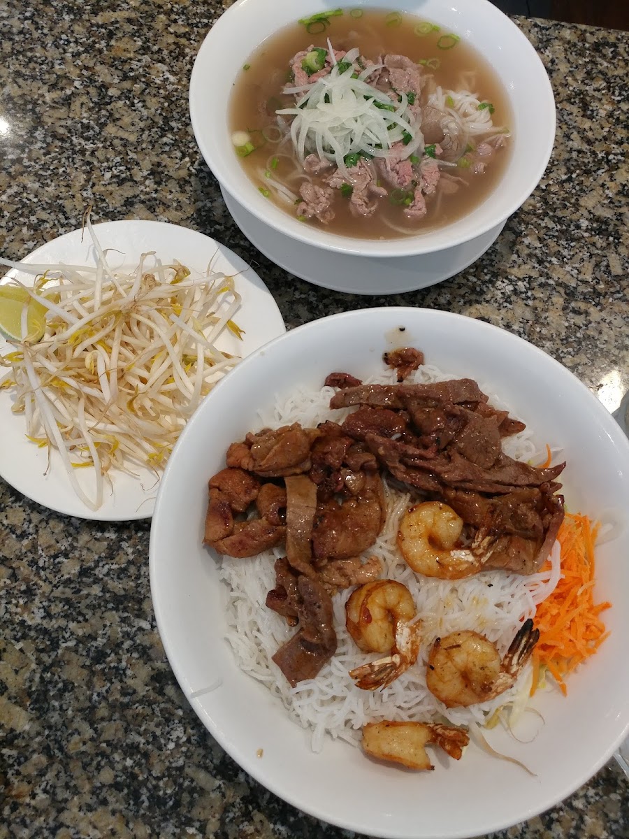Thuy Tien Restaurant-10