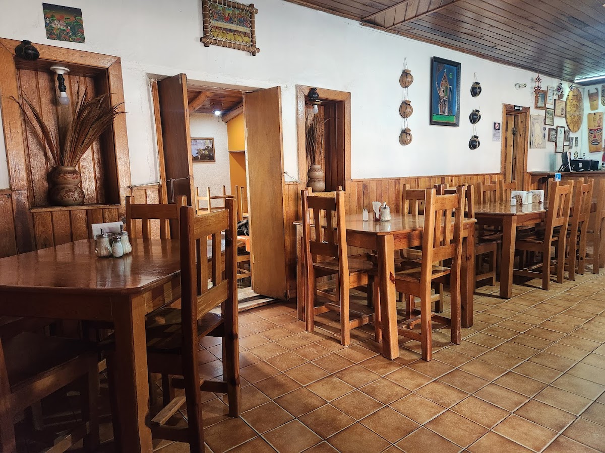 Tio Molcas Restaurant
