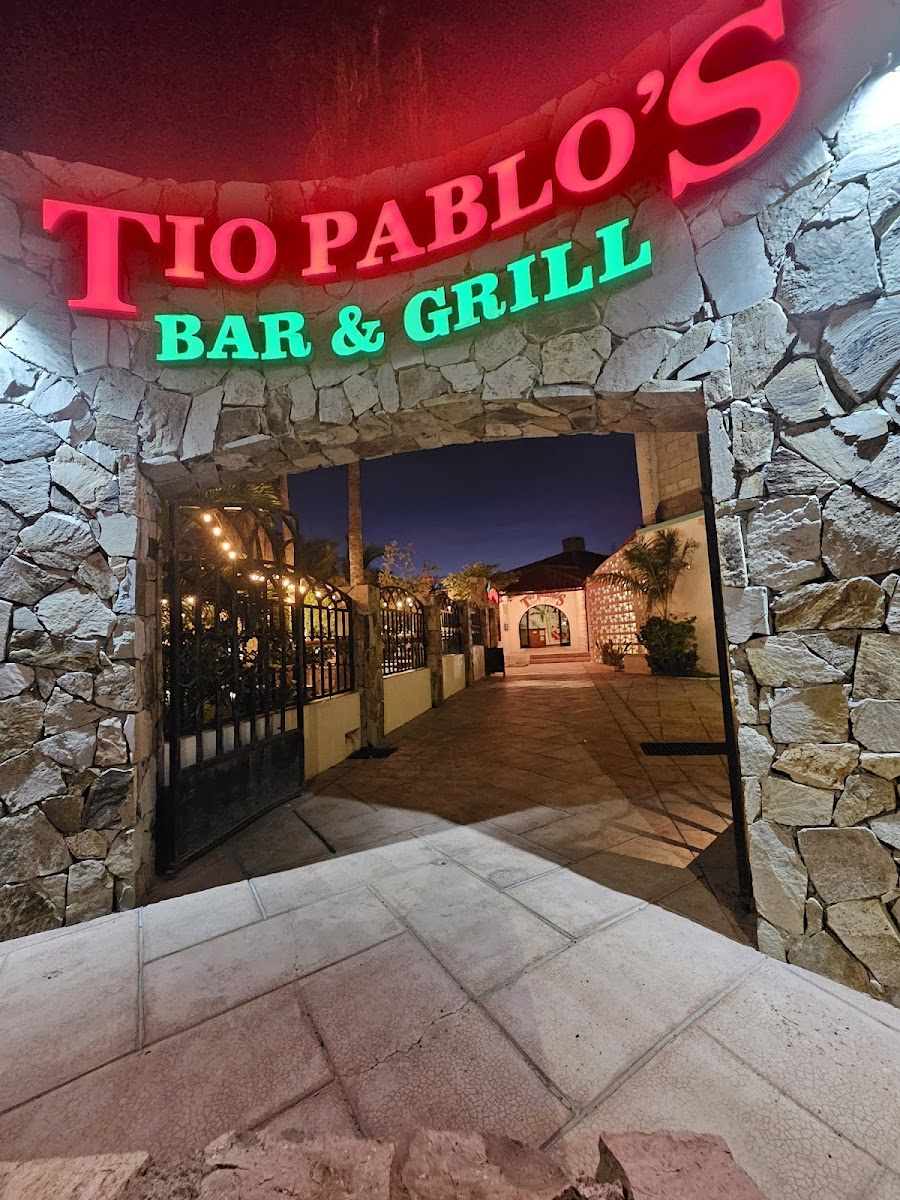 Tio Pablo's-4