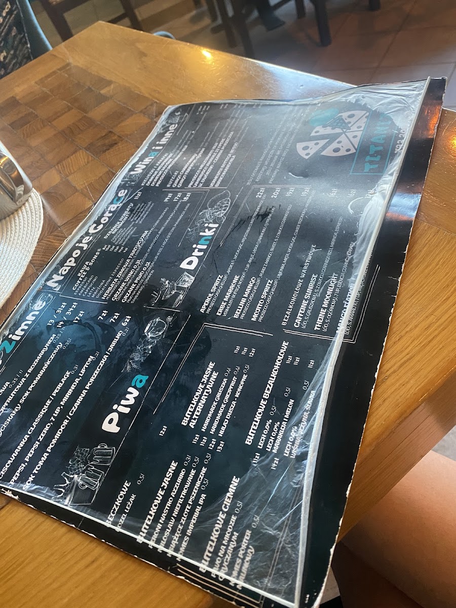 Menu Titanizza-5