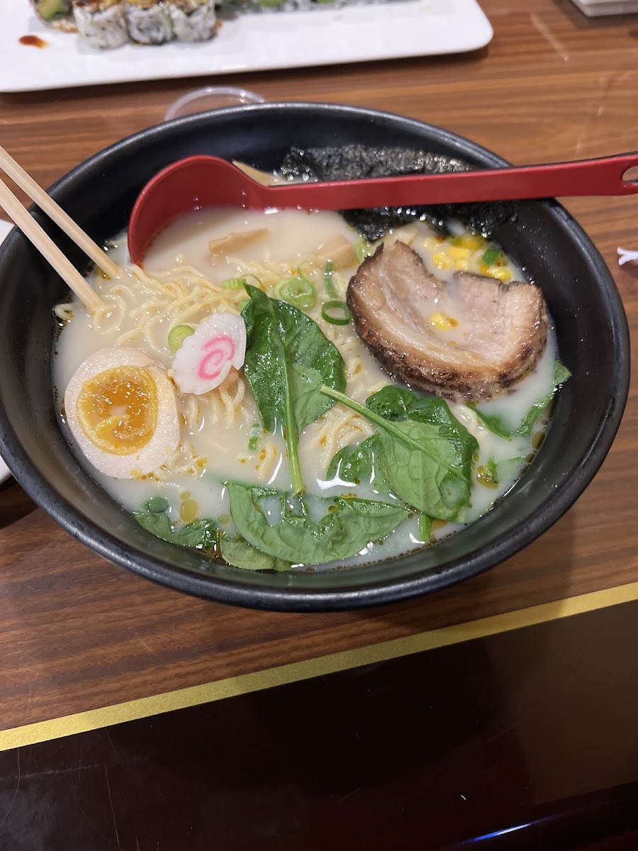 Tokyo House Sushi & Ramen-7