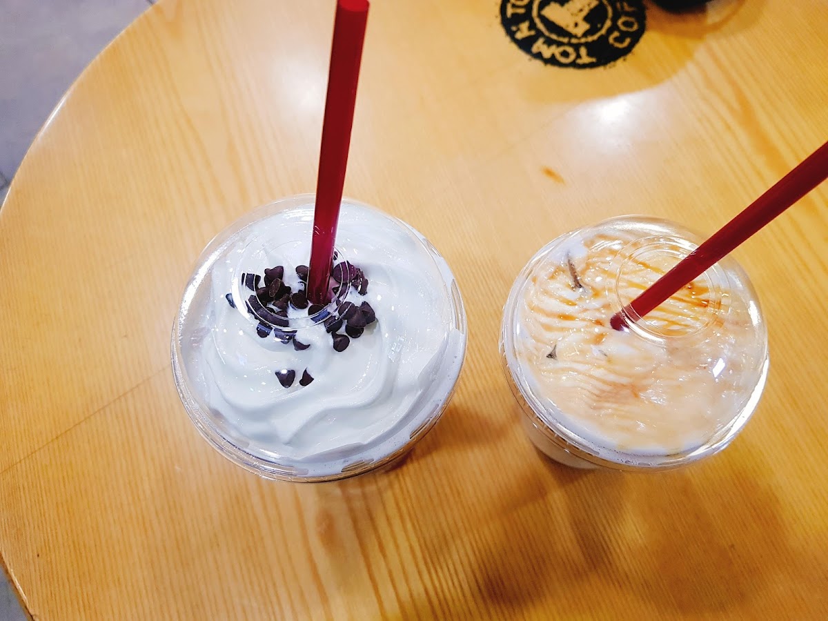 Tom N Toms Coffee-9