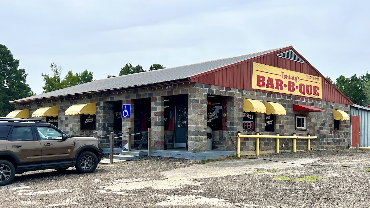 Tommy's Bar-B-Que-4