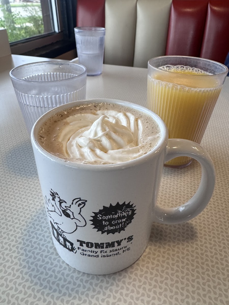 Tommy's Family Restaurant-4