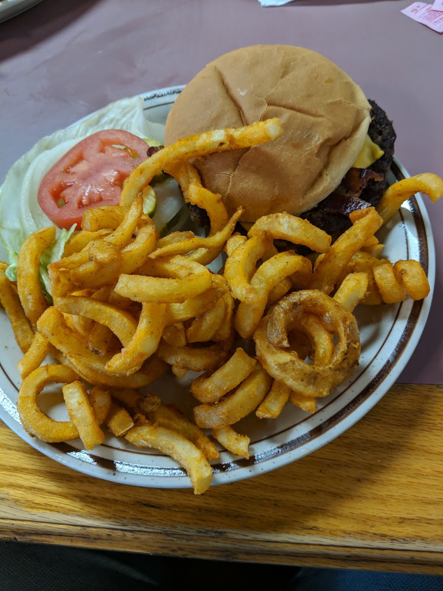 Tom’S Kountry Kitchen-5