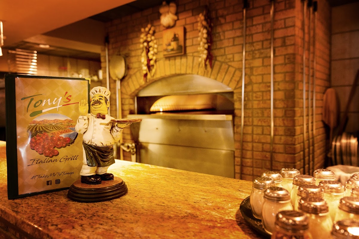 Tony's Italian Grill-4