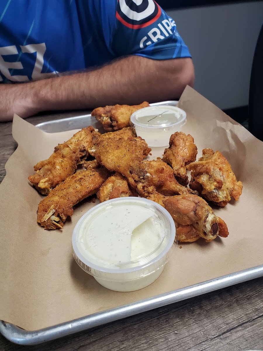 Tony's Pizza & Subs-7