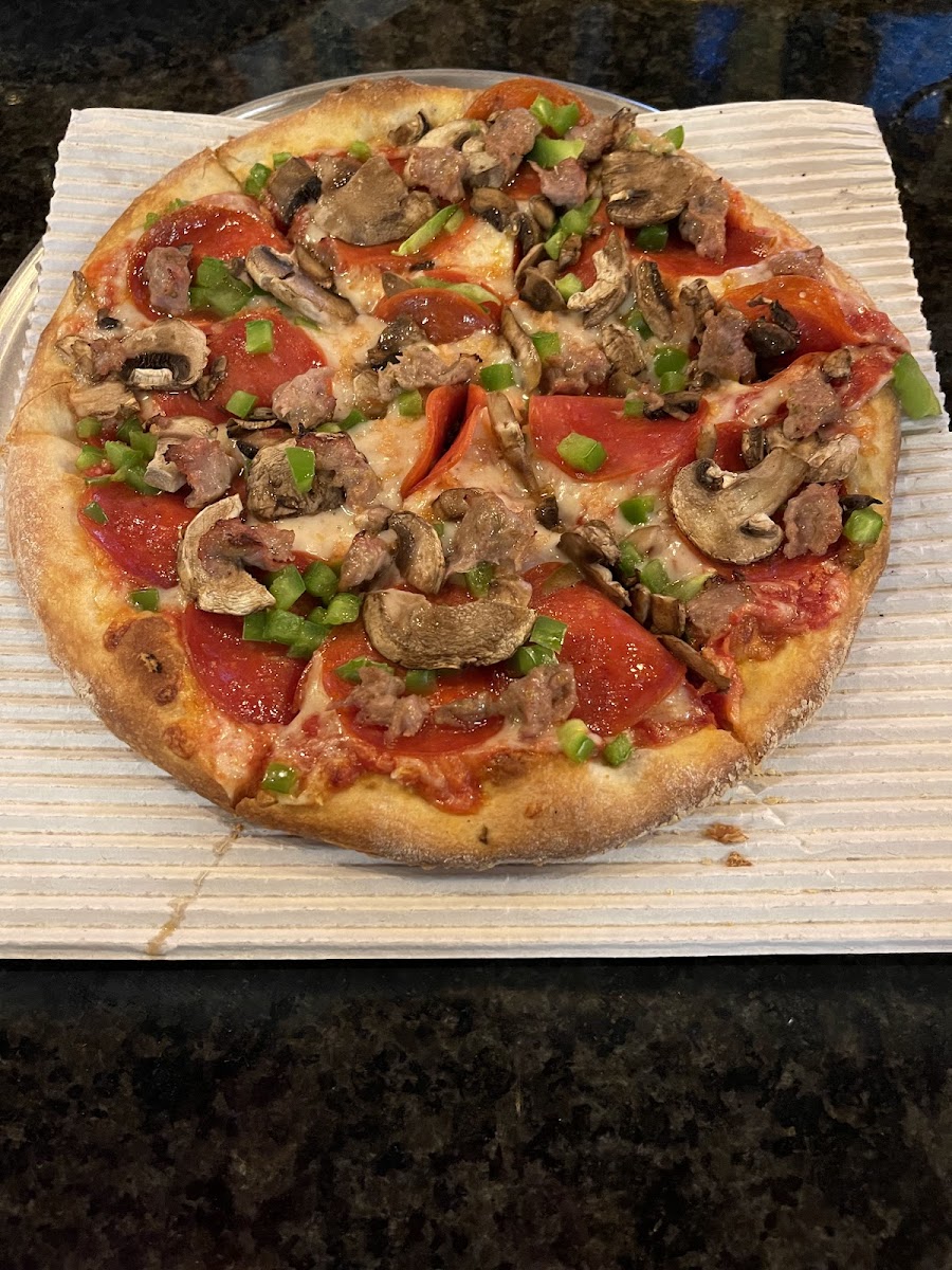 Topshelf Liquor Bar & Pizza-7