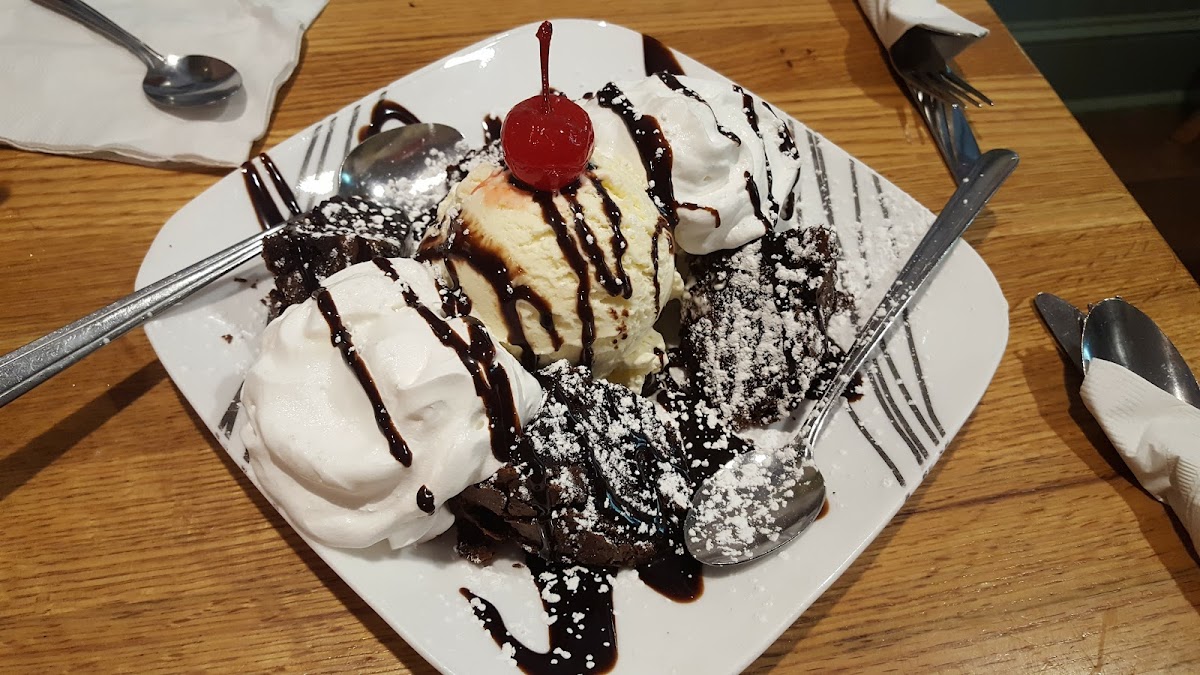 Towne And Country Cafe-9