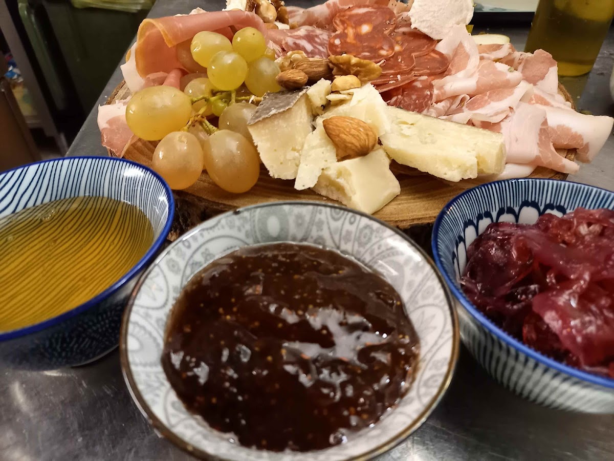 Trattoria Dei Caruggi-3