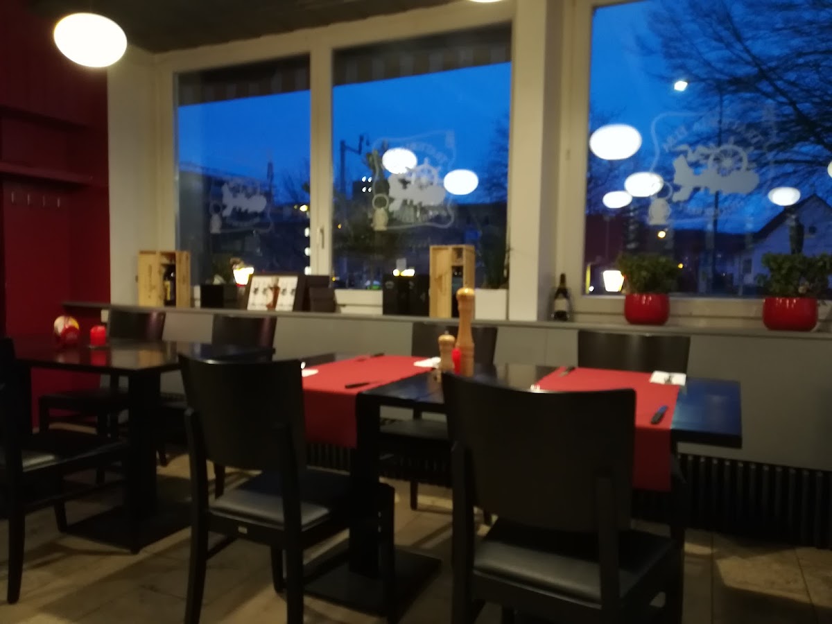 Trattoria Elba St.gallen / Neu Pinas Kitchen-6