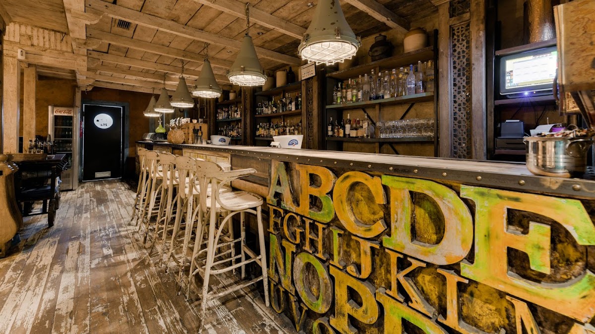 Trattoria La Bonita