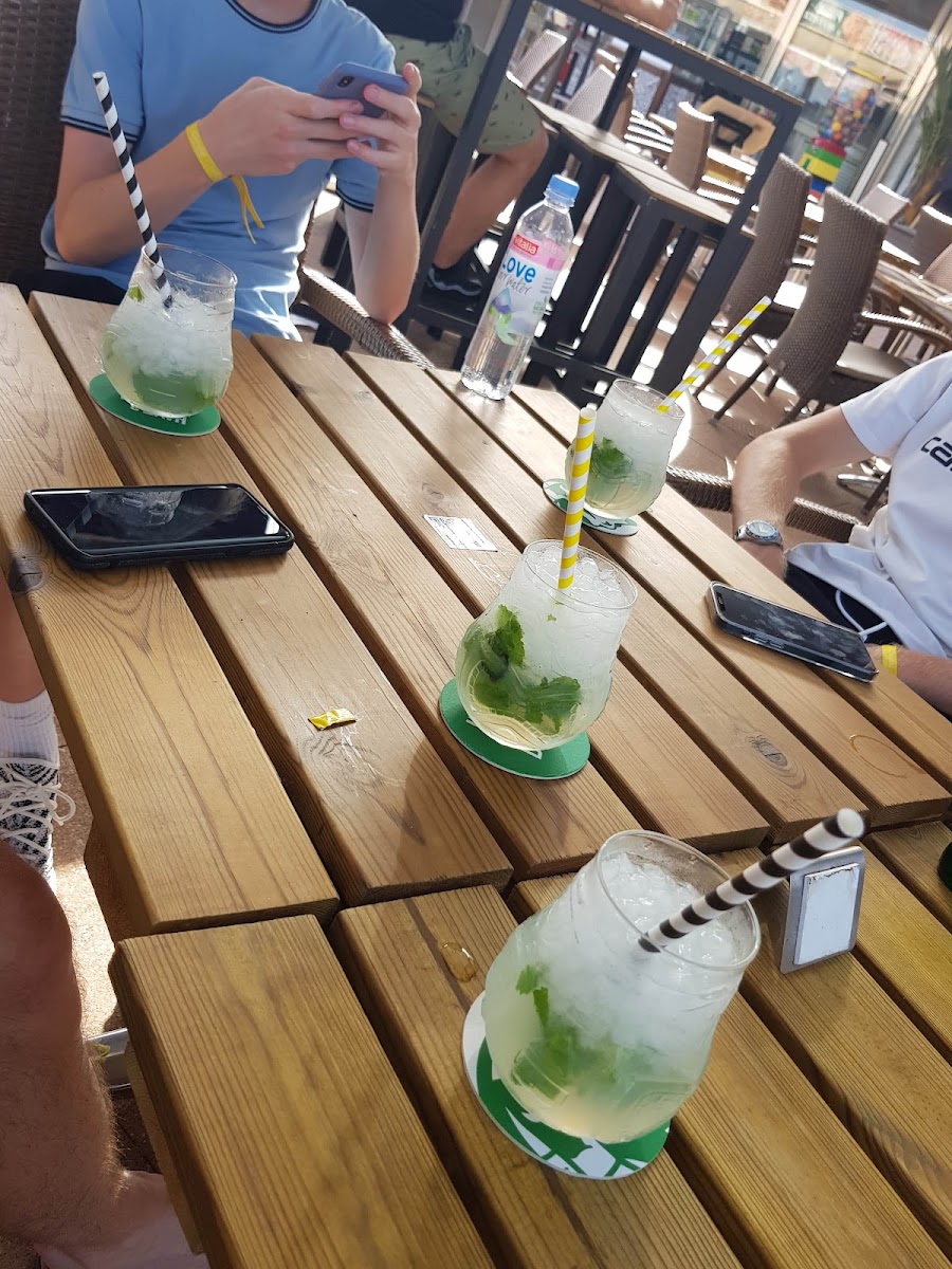 Tribal Lounge Beach Bar And Restaurant-6