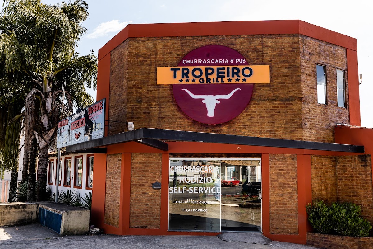 Tropeiro Grill