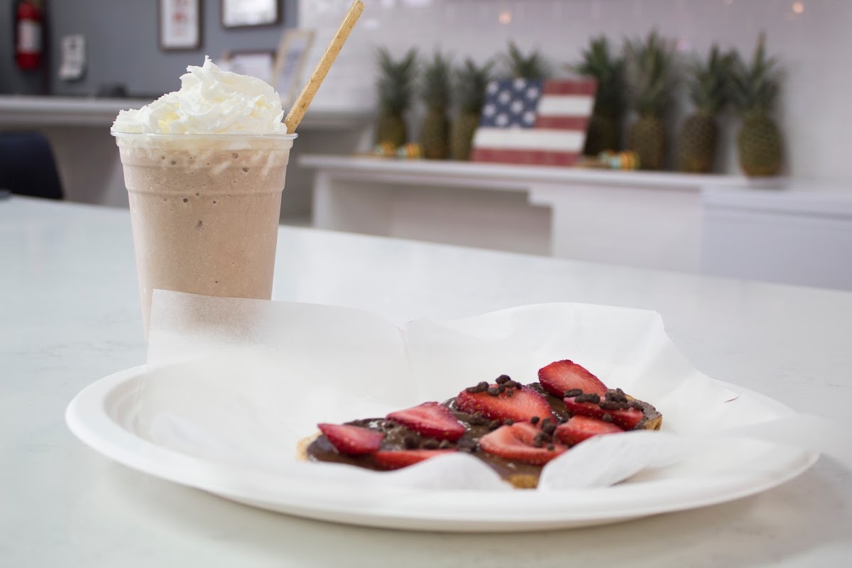Tropic Bowls Cafe-3