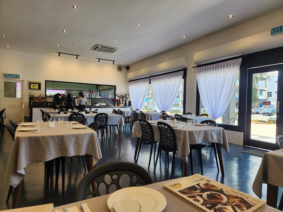 Trufflebar & Restaurant
